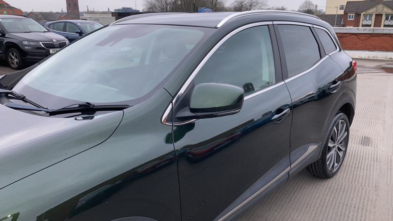 Renault Kadjar 1.5 Blue dCi Iconic 5dr Diesel Hatchback